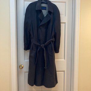 Newport Harbor Brown Double Breasted Trench coat with removable lining 44R